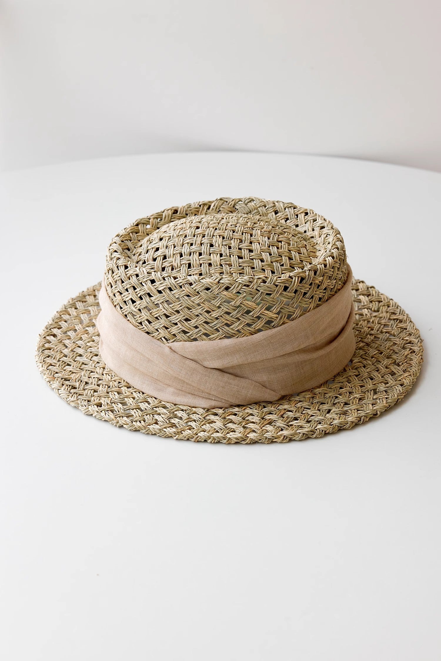 "Casual Beach Hat" French retro all-match salty grass woven concave top sun hat for summer-0