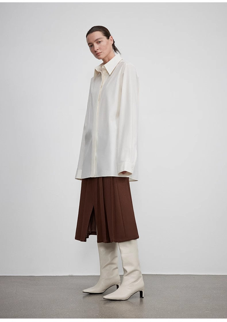 Firelady Sheepskin blouse from Maison Beaumont, stylish shirt with soft fabric, shown in a natural pose.
