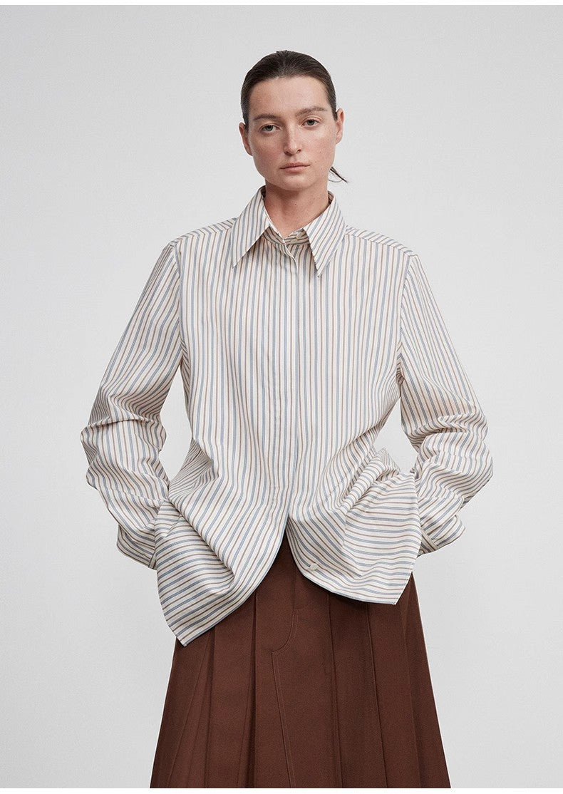 Firelady Sheepskin blouse from Maison Beaumont, featuring a stylish shirt with soft sheepskin fabric and a classic design.